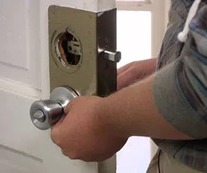 Capitol Locksmith Service Highland Park, IL 847-603-3531 Capitol Locksmith Service Highland Park, IL 847-603-3531 - locksmith-12